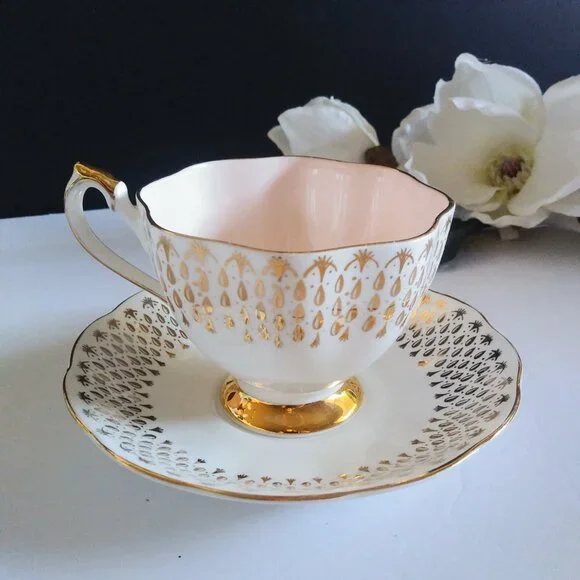 Queen Anne Bone China Tea Cup Pink Gold - Picture 4 of 16
